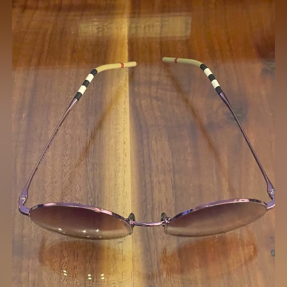 BURBERRY SUNGLASSES - Picture 3 of 3